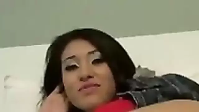 Мужик снял узбекскую шлюху для траха