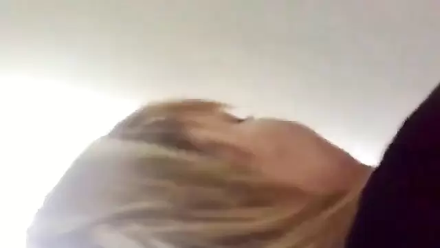 Узбекская девушка изменяет на работе